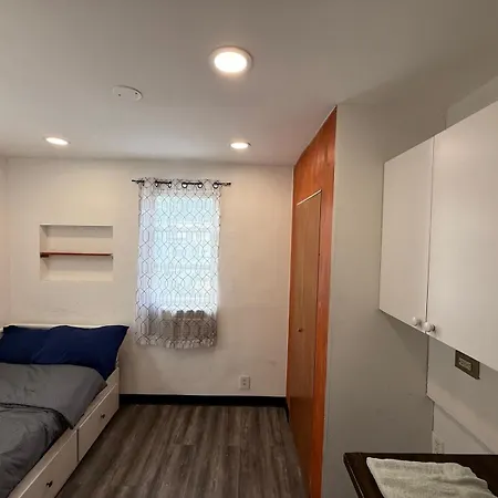 Laguardia Comfort Near Laguardia Airport *