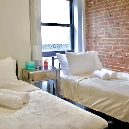 In Times Square! 2-bedroom New York