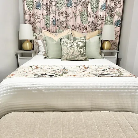 Dream Close To The Center Of Nyc Holiday home New York