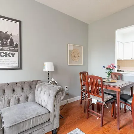 Apartment 3br In Big Apple New York
