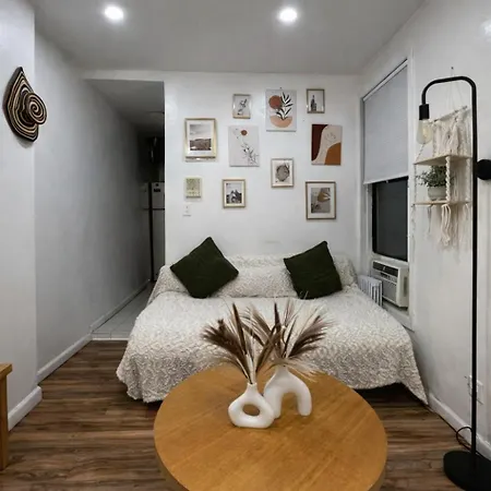 Apartment Next To Manhattan 2 Bedrooms - Subway 20 Steps, Manhattan 1 Stop