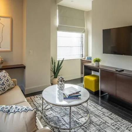 Charming 2br Near Times Square