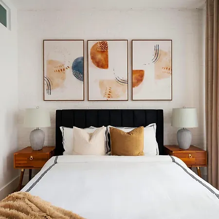 1290-8 New Renovated 2 Bedrooms In Ues Apartment