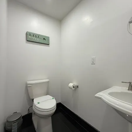 Apartment 31 Street Broadway New York