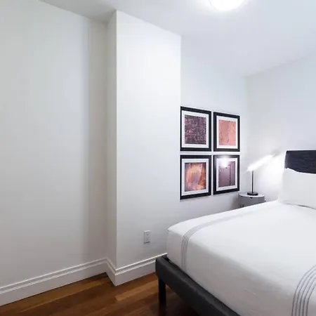 3br In Big Apple * New York
