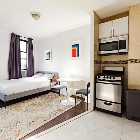 Spacious Upper East Side Studio, June To Aug 90 Days Required