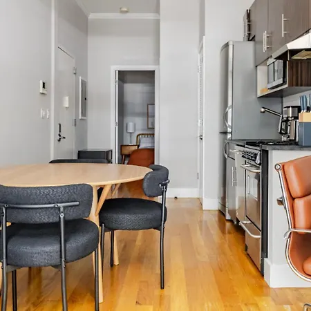 Blueground Hells Kitchen Washer Nr Times Square Nyc-1875 Apartment
