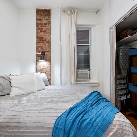 Apartment Spacious 2br On The Upper East Side Steps From Park *