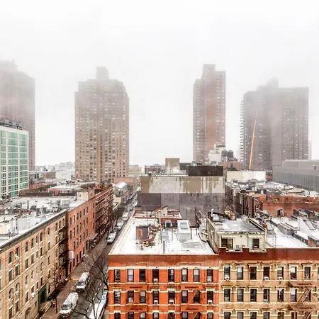 Apartment Ues 2br W Wd Gym Doorman Nr Carl Schurz Park Nyc-1041 New York