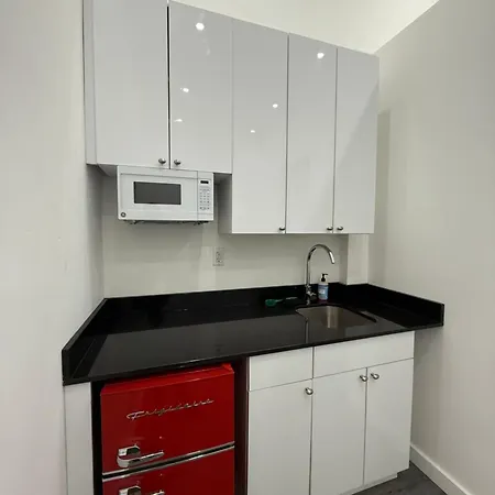 Apartment 31 Street Broadway New York