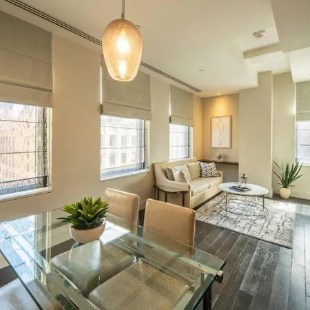 Charming 2br Near Times Square Apartment New York