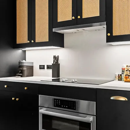 Freeman 602 By Rove Travel - With Shared Amenities