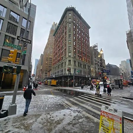 Apartment Metropolitan Manhattan *