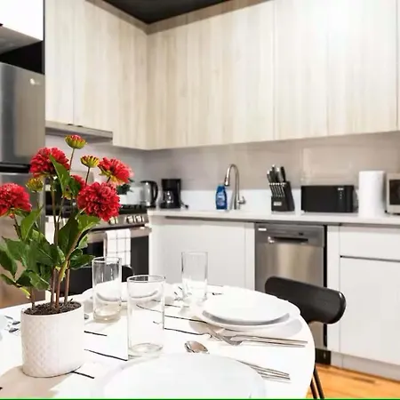Luxury 3br Duplex W Private Patio In Upper East Apartment