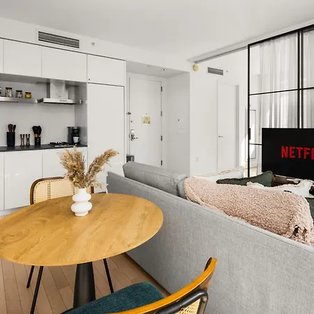 Apartment Times Square King Bed Steps To Broadway New York