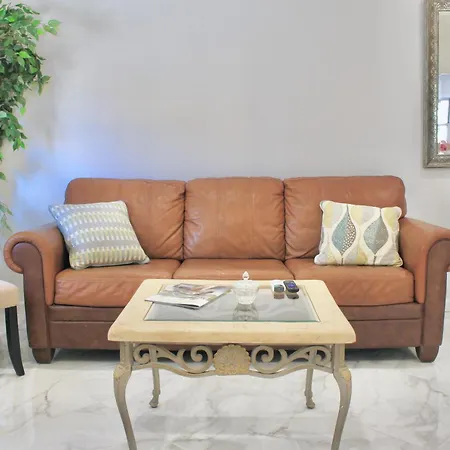 2-bedroom 15 Minutes From Manhattan In Lic Astoria Queens Apartment New York