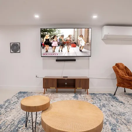 Apartment Stylish 2bd Brooklyn Retreat With Backyard & Basement *