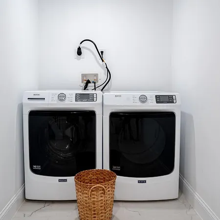 Apartment Stylish 2bd Brooklyn Retreat With Backyard & Basement New York