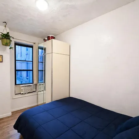 Apartment Next To Manhattan 2 Bedrooms - Subway 20 Steps, Manhattan 1 Stop