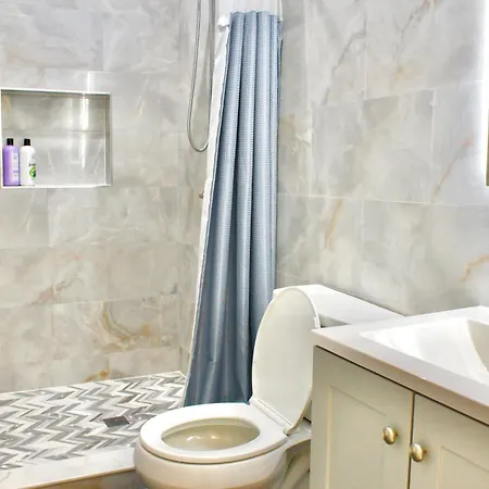 2-bedroom 15 Minutes From Manhattan In Lic Astoria Queens * New York