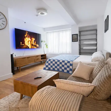 Apartment Nyc With Private Bathroom & Kitchenette New York