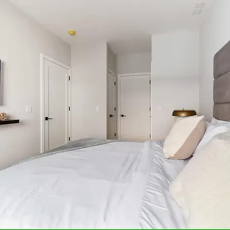 Luxury 3br Duplex W Private Patio In Upper East * New York