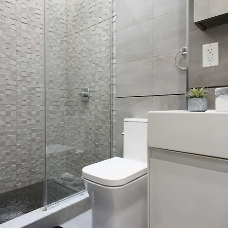 Apartment 78-3c Newly Renovated 1br Wd Walk 2 Park