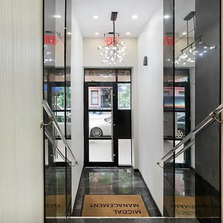 78-4b New Quality 1br W&d In Unit Skylights