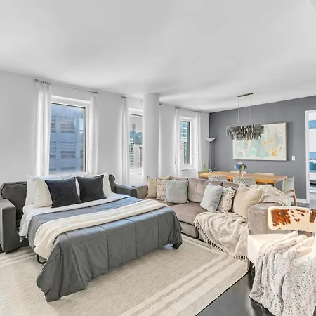 Elegant Midtown Retreat, Views, Steps To Times Square * New York