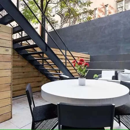 Apartment Luxury 3br Duplex W Private Patio In Upper East New York