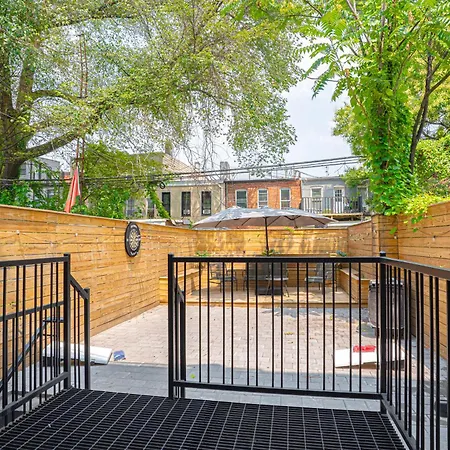 Stylish 2bd Brooklyn Retreat With Backyard & Basement * New York