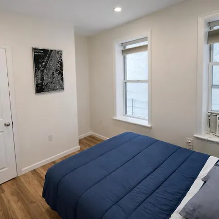 Apartment Next To Manhattan 2 Bedrooms - Subway 20 Steps, Manhattan 1 Stop New York