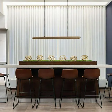 Hotel Courtyard By Marriott Manhattan Upper East Side 3*