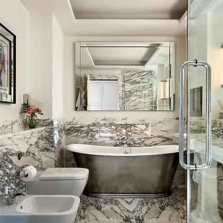 Crosby Street Hotel