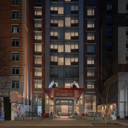 Cambria - Chelsea Hotel