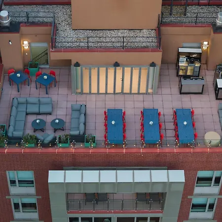 Cambria - Chelsea Hotel