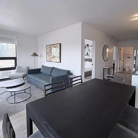 Court Square Long Island , Belvilla District 6 Formerly Sonder 4*
