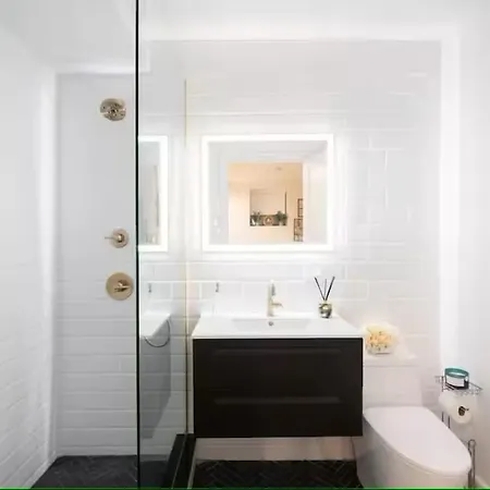 Luxury 2br Duplex 5min To Park *