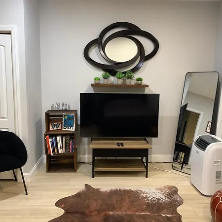 Apartment East Urban Escape