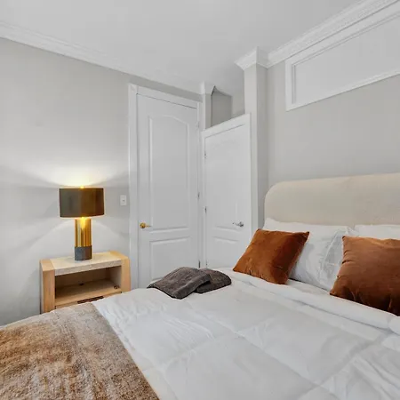 Gramercy - 3br 2ba Modern Apartment *