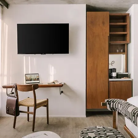 Hotel Merchant Les