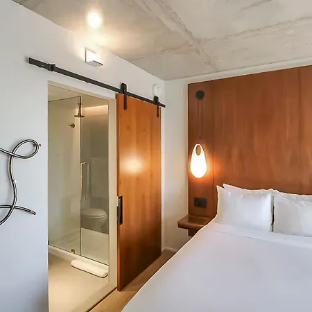 Merchant Les Hotel 4*