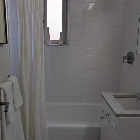 Manhattan Rose Homestay