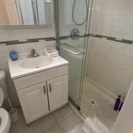 Trendy 5-bedroom In Nyc Prime Location Holiday home *