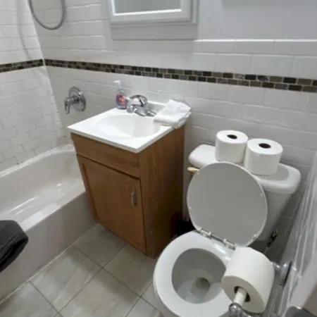Trendy 5-bedroom In Nyc Prime Location