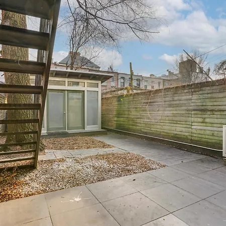 Shared Yard Space! Garden-level Unit In Bed-stuy