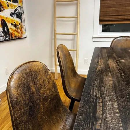 Holiday home Staten Luxe, Modern Close To Nj, Nyc And Brooklyn!