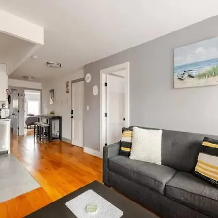 Apartment Trendy 3br Brooklyn Just Minutes To Manhattan *