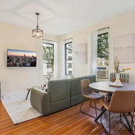 Stylish 2-bedroom In The Upper East Side * New York