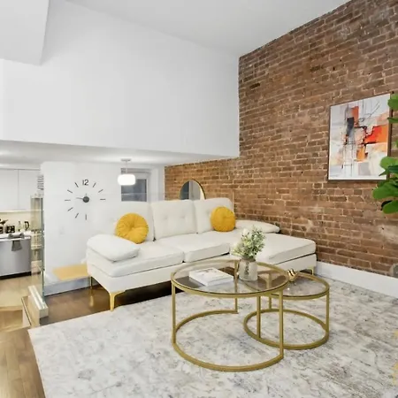 Apartment Gorgeous 2-bedroom Retreat In The Upper East Side *